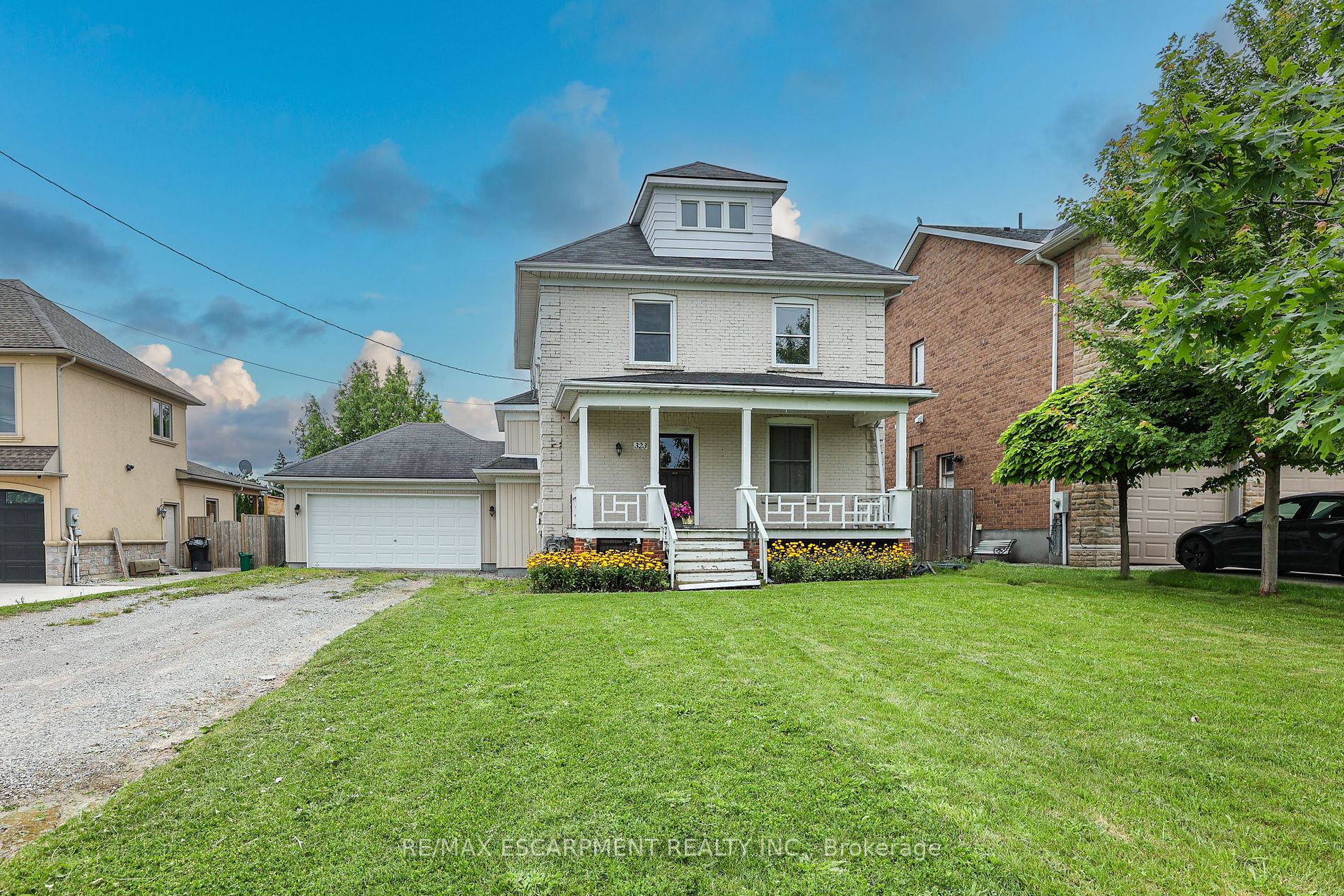 323 Queenston Road