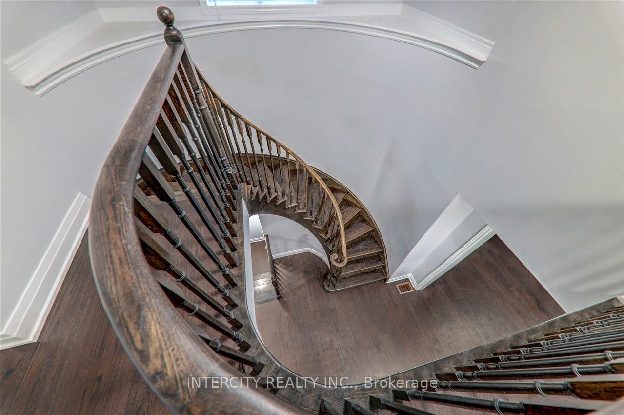 645 Armstrong Road