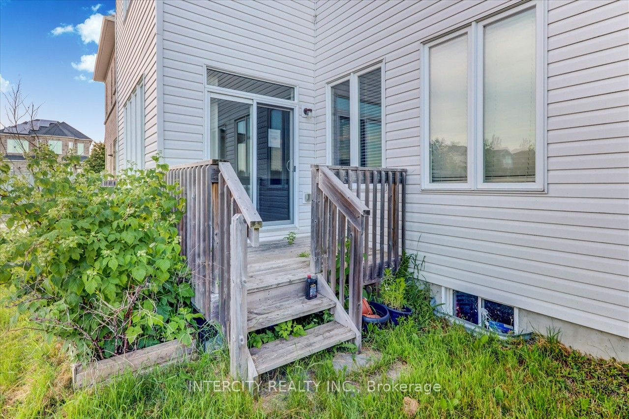645 Armstrong Road