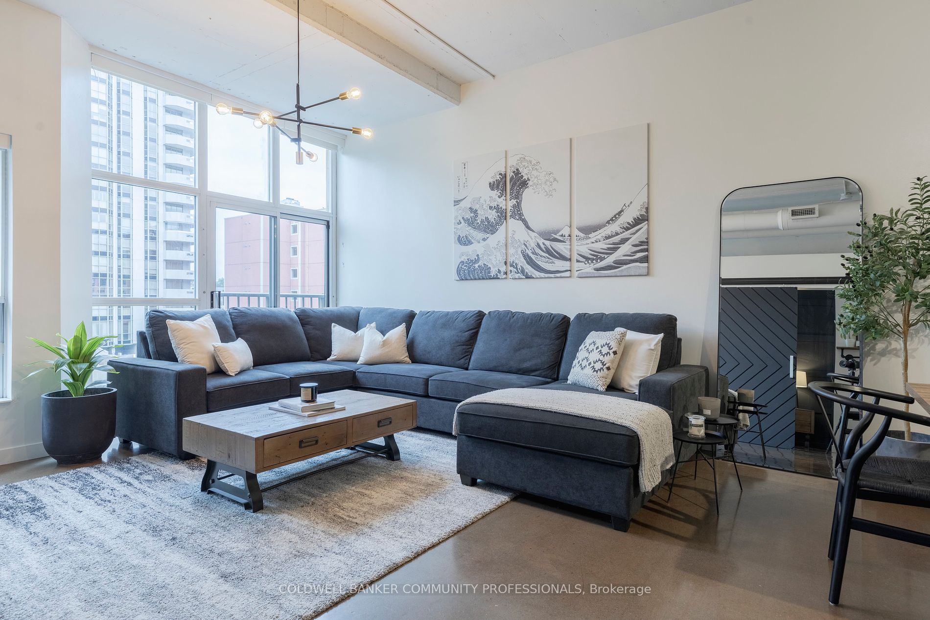 66 Bay Street S #410