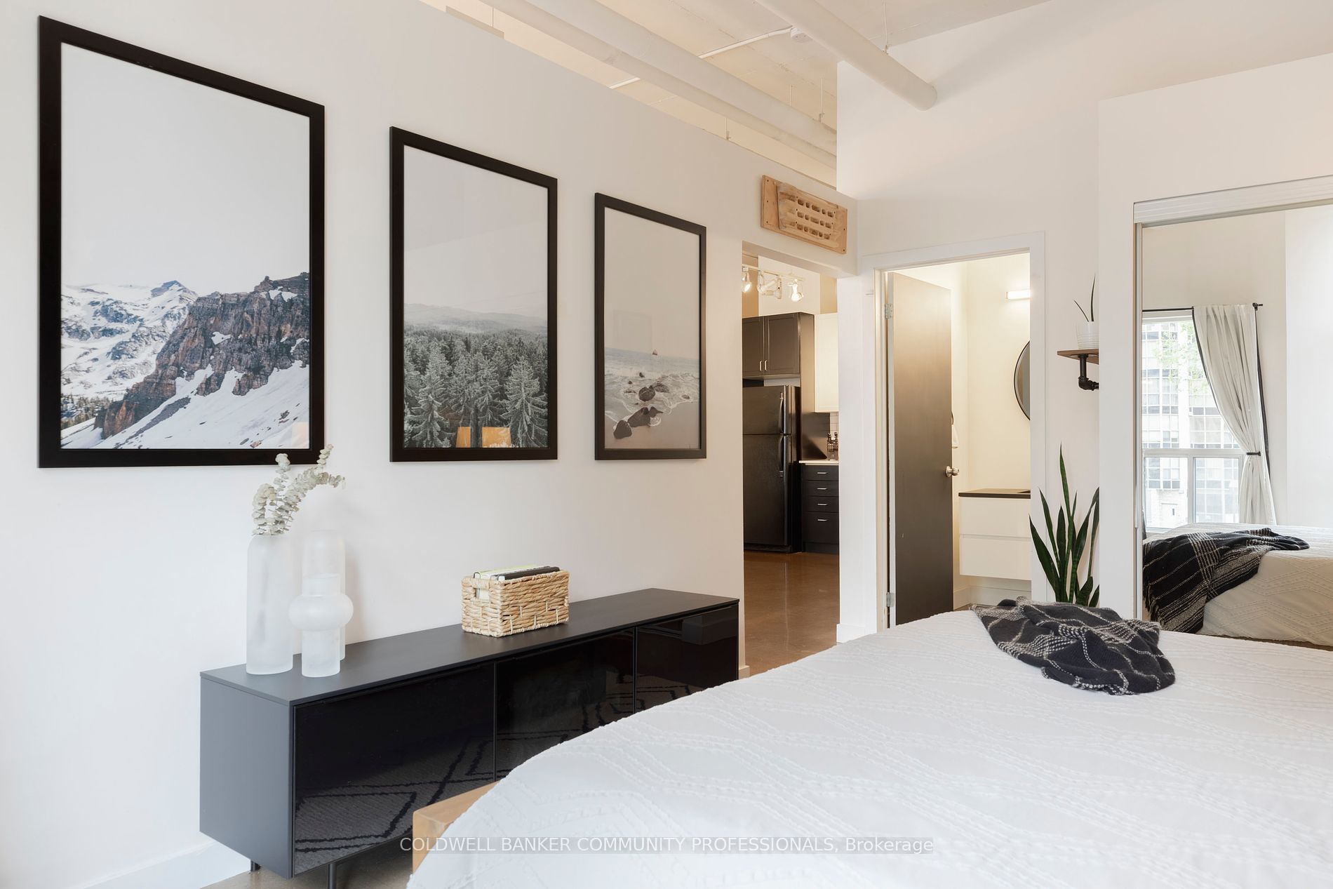 66 Bay Street S #410