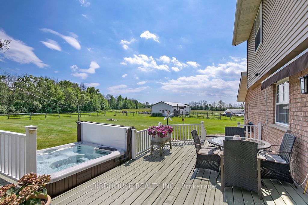 92 Cricket Hollow Road