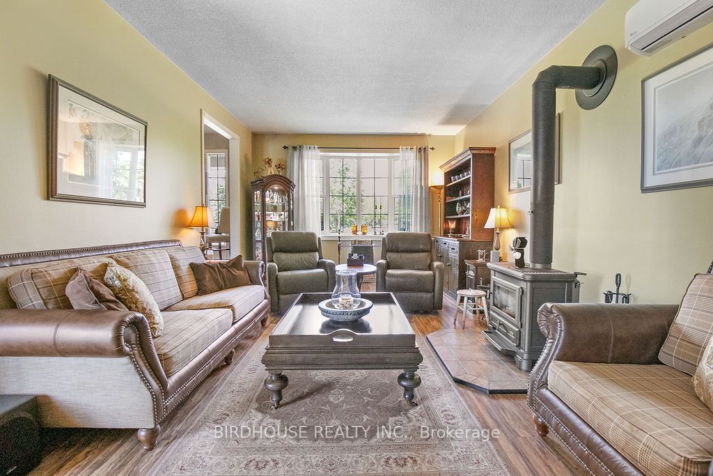 92 Cricket Hollow Road