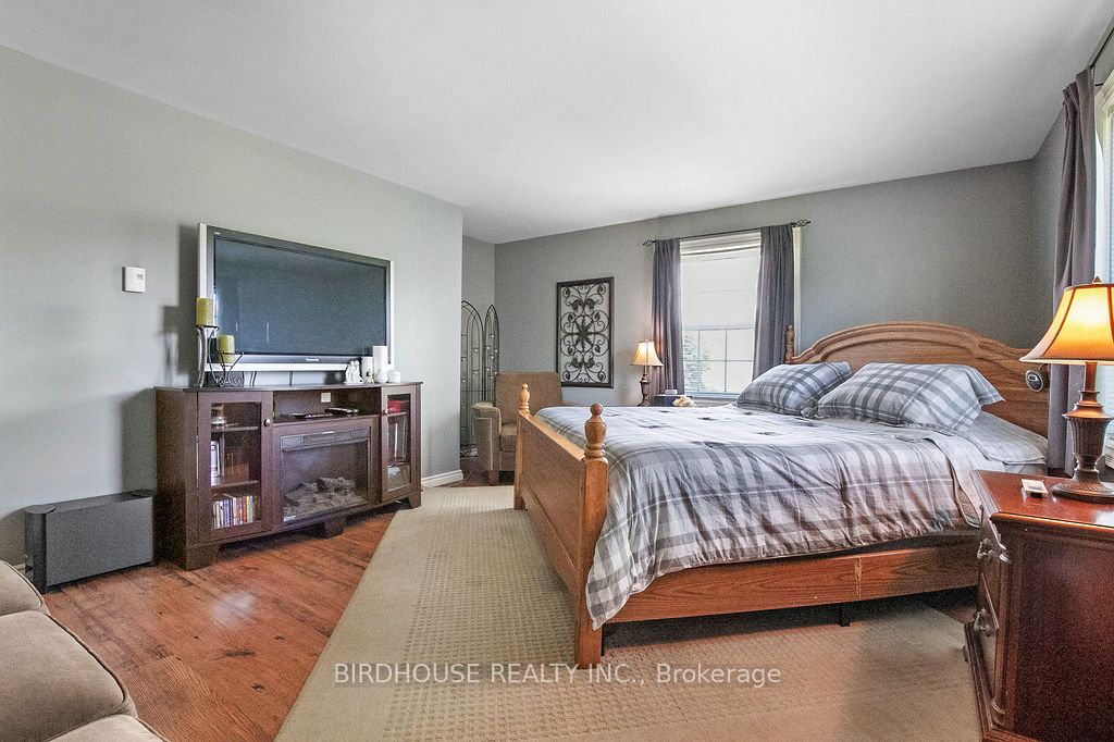 92 Cricket Hollow Road