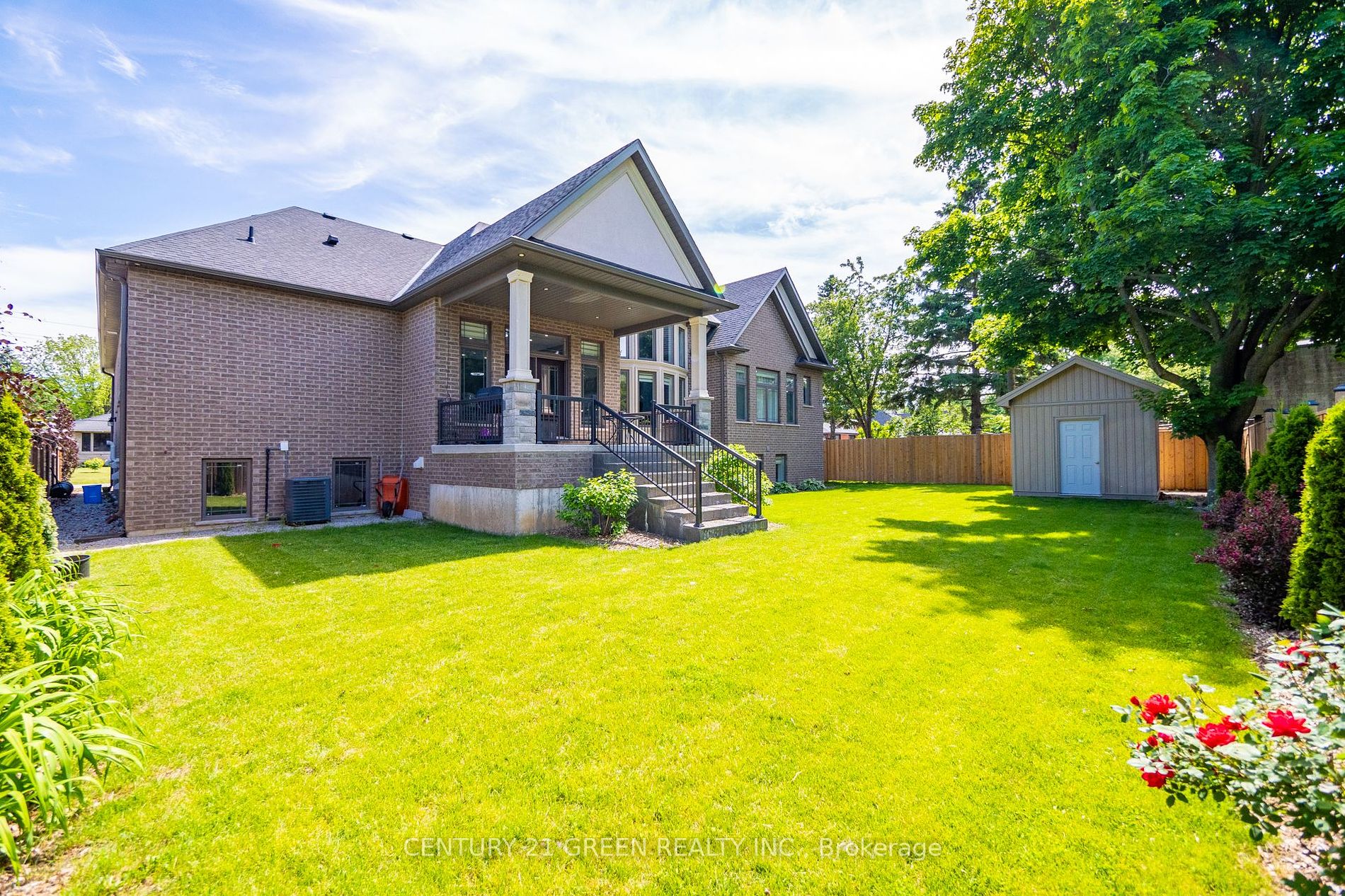 679 Hiawatha Blvd