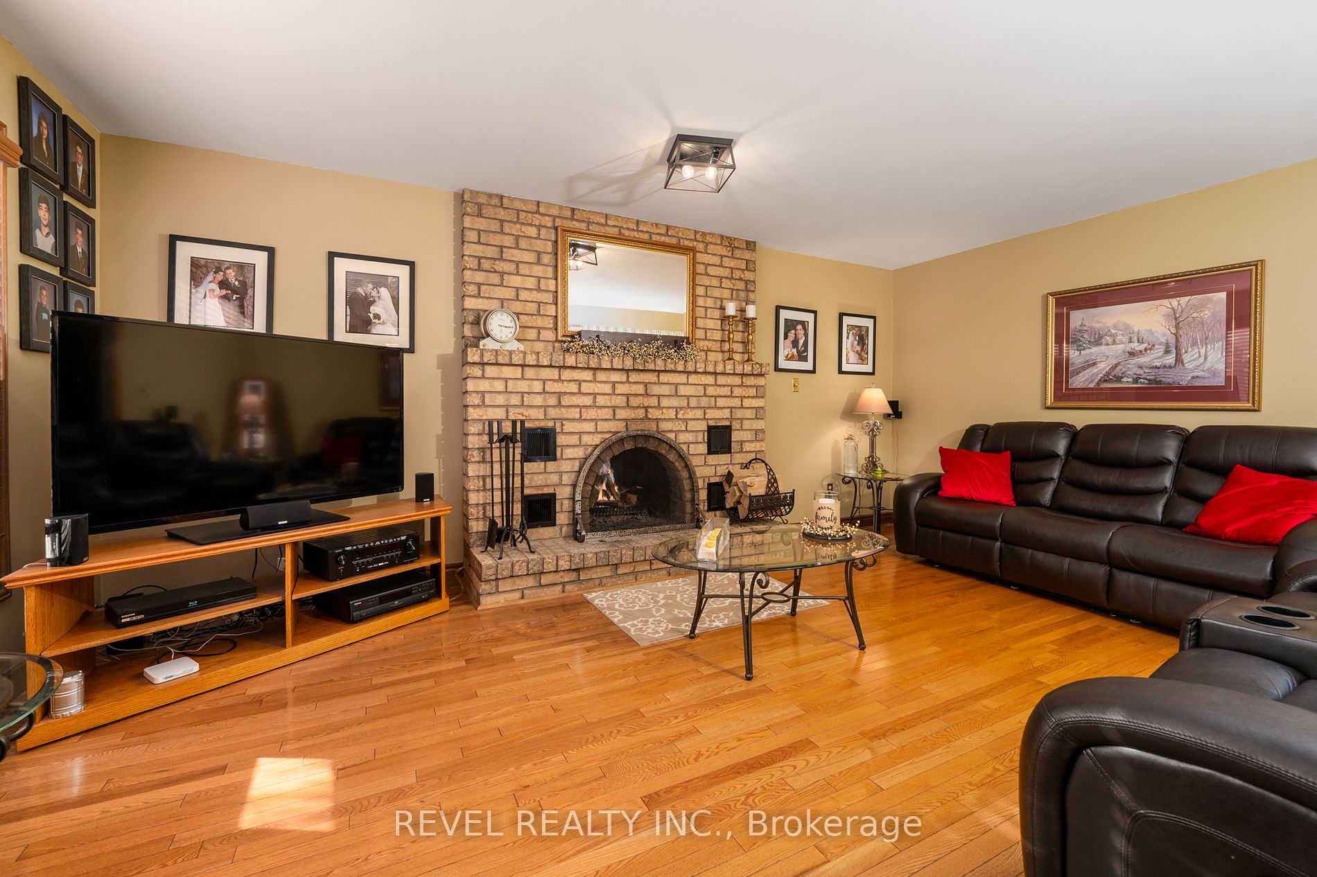 3412 Vinehaven Trail