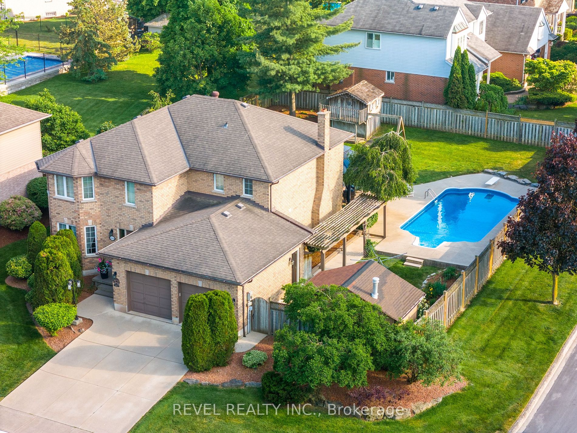 3412 Vinehaven Trail