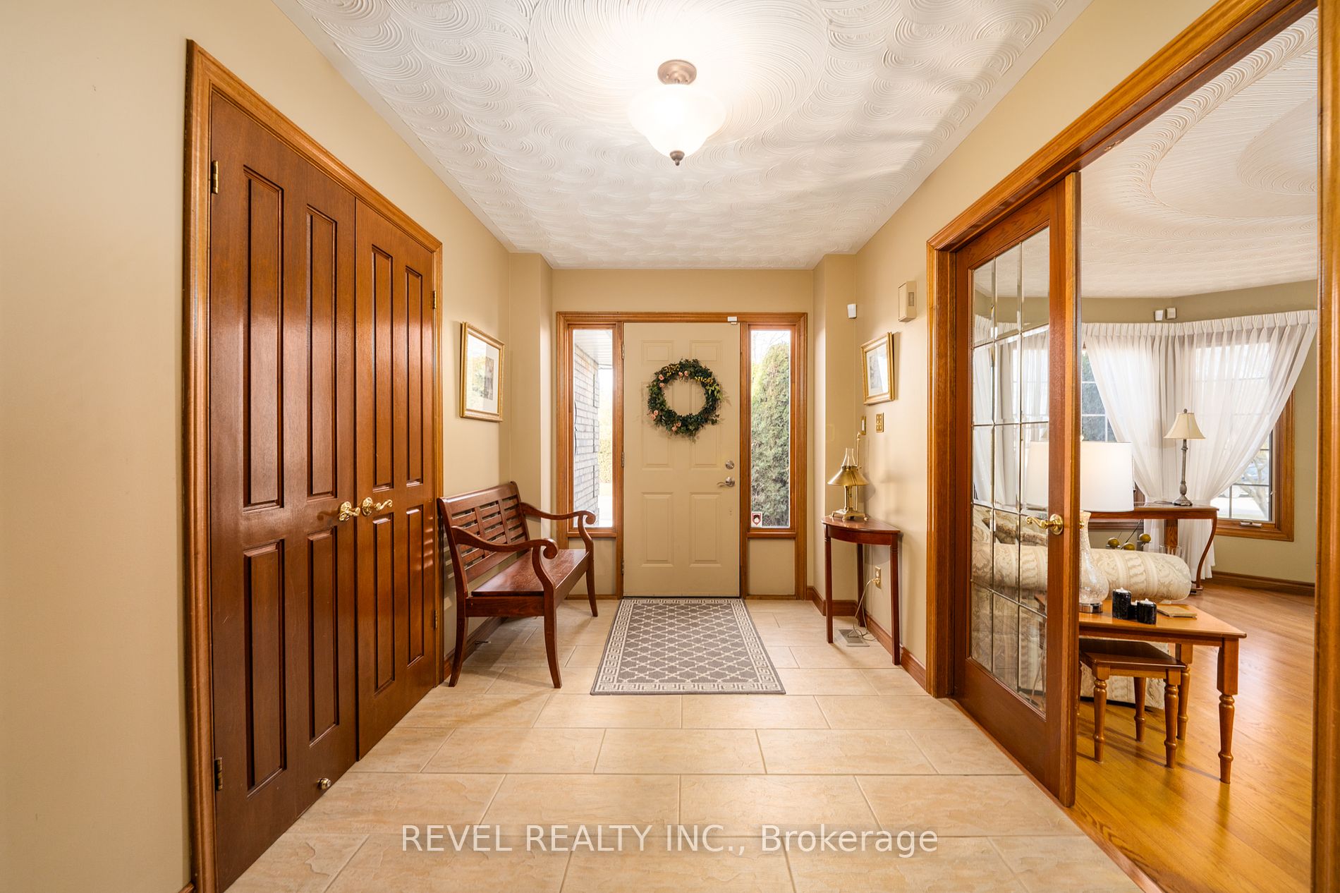 3412 Vinehaven Trail