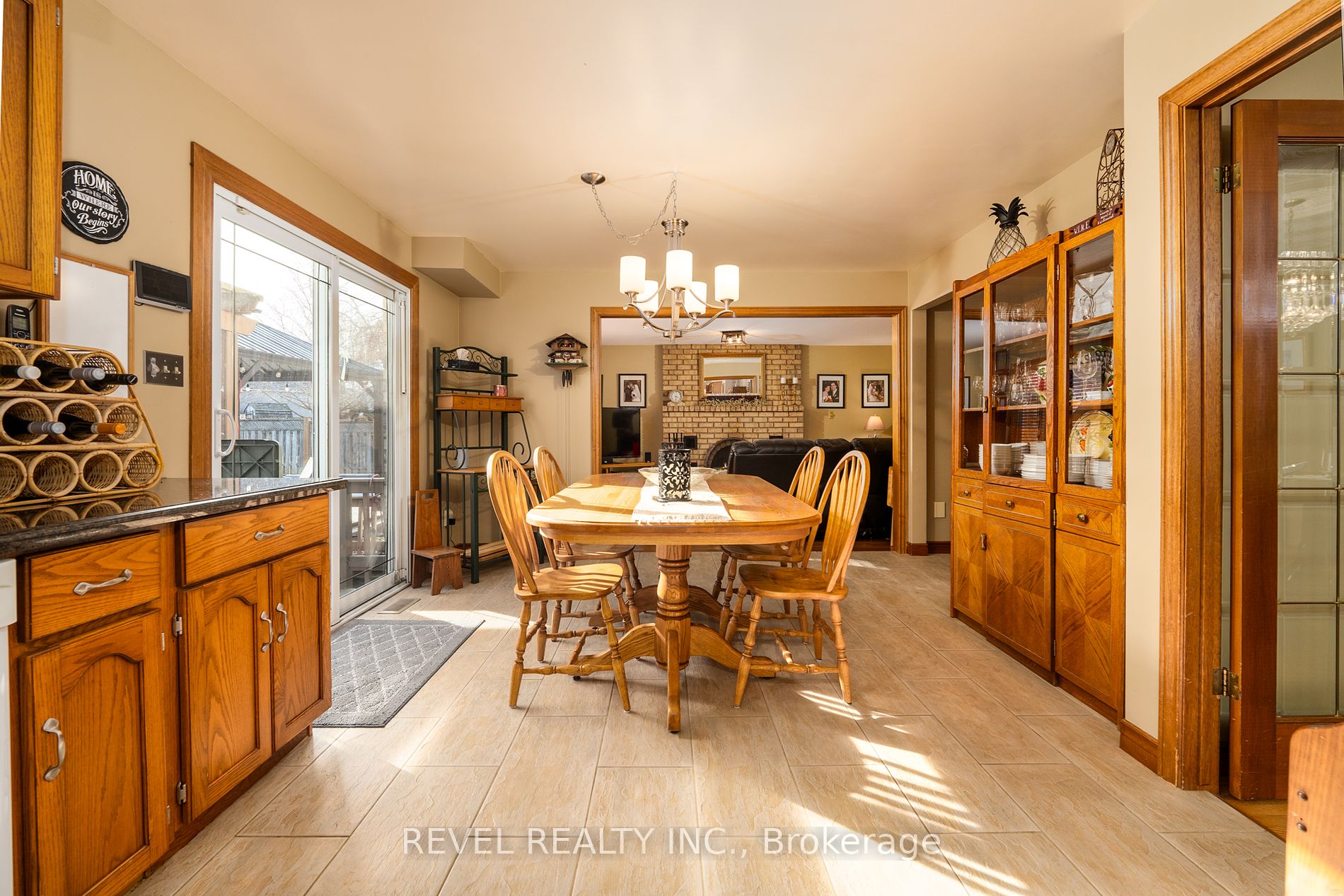 3412 Vinehaven Trail