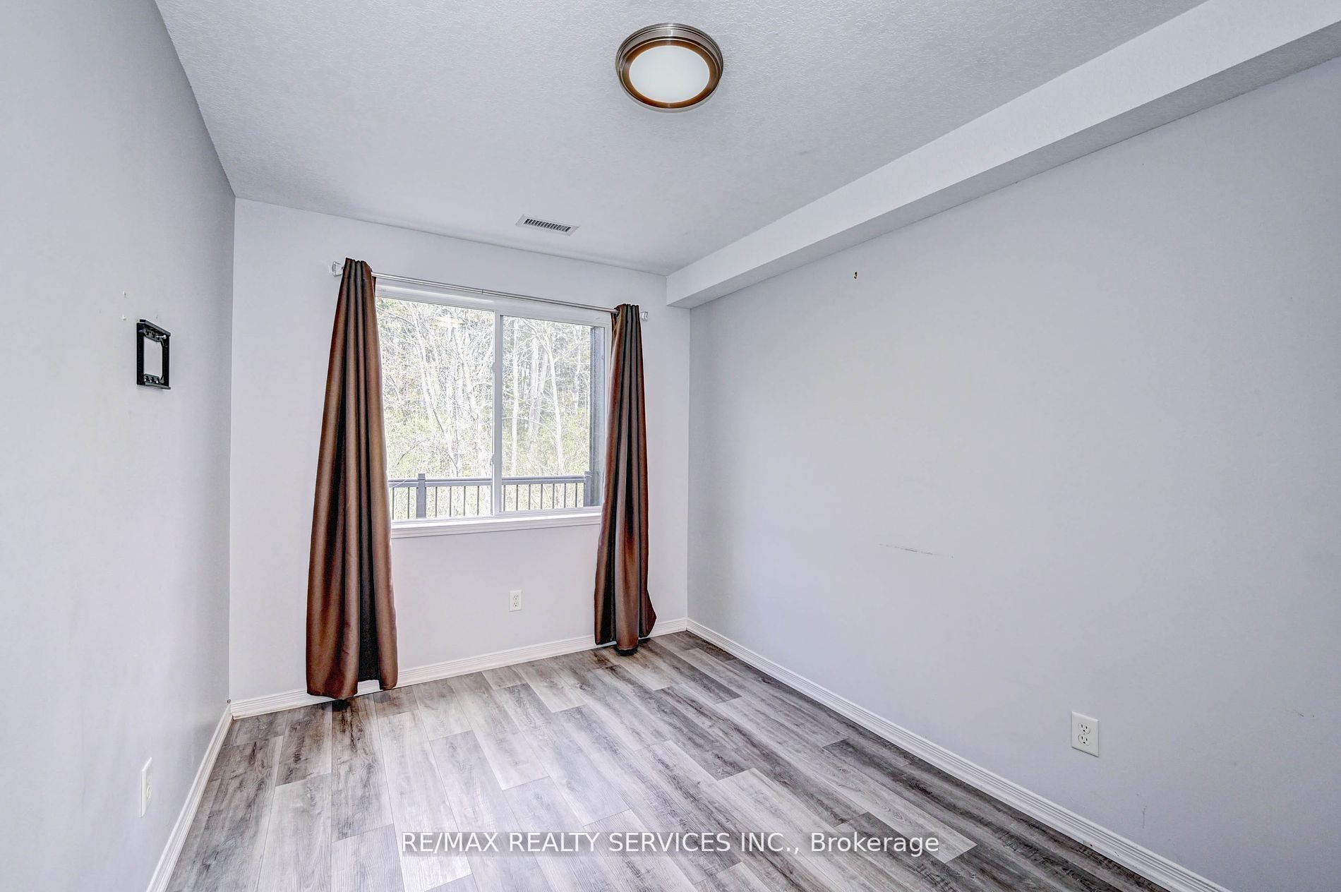 45 Cedarhill Crescent, #4D