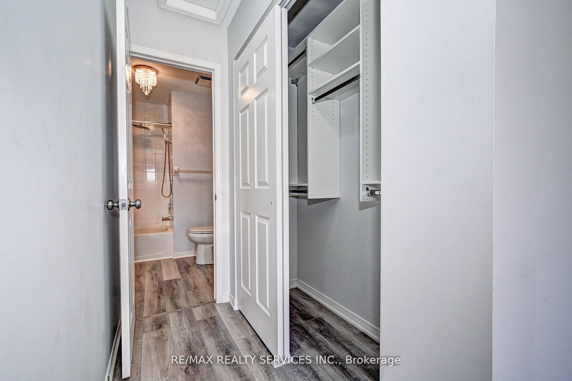 45 Cedarhill Crescent, #4D