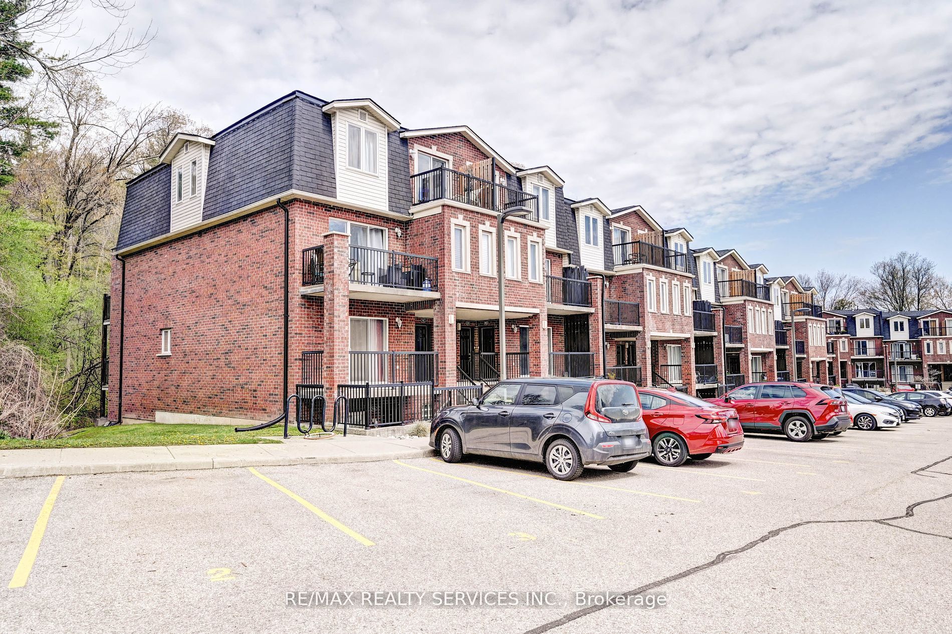 45 Cedarhill Crescent, #4D