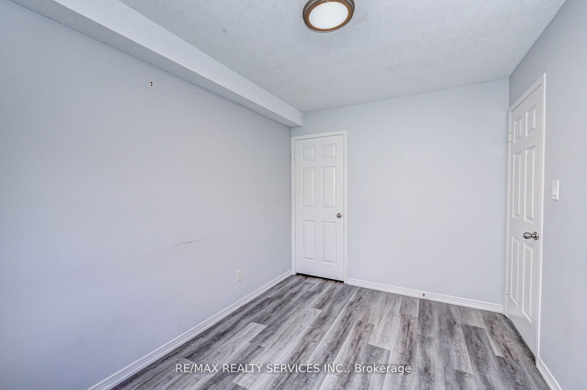 45 Cedarhill Crescent, #4D