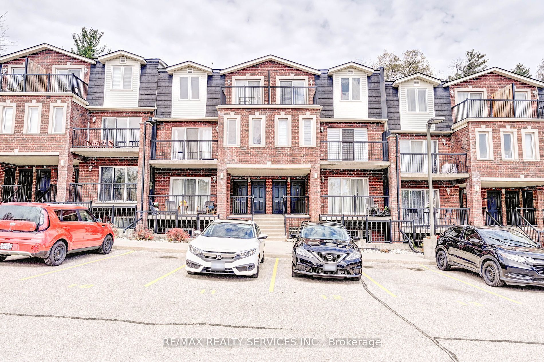 45 Cedarhill Crescent, #4D