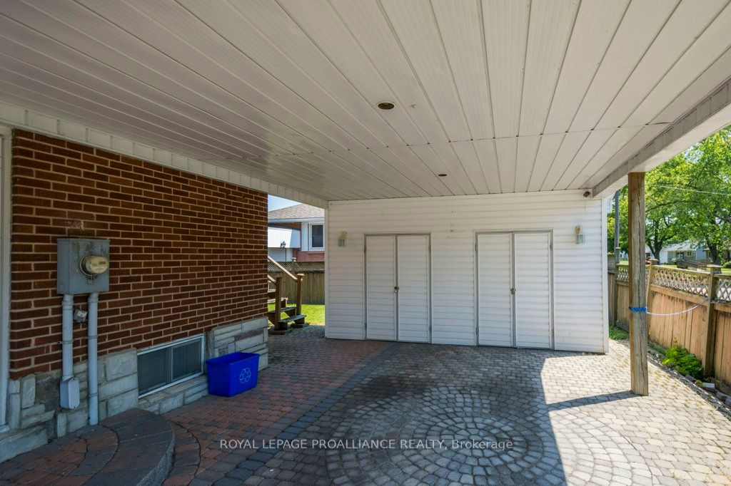 1 Clarke Boulevard