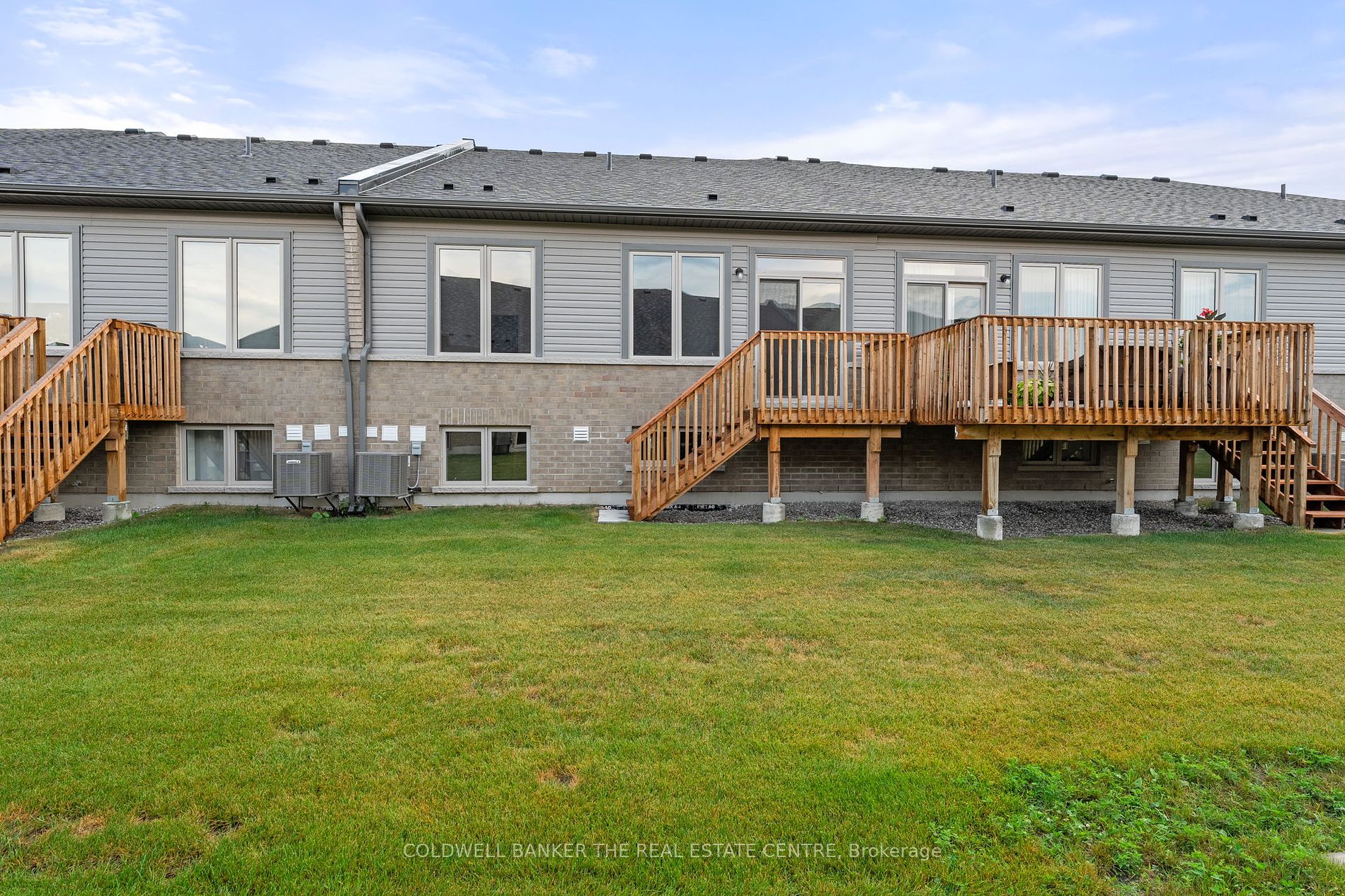 17 Lakewood Crescent #19