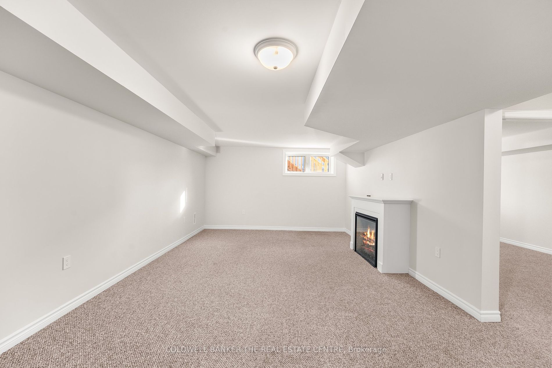 17 Lakewood Crescent #19