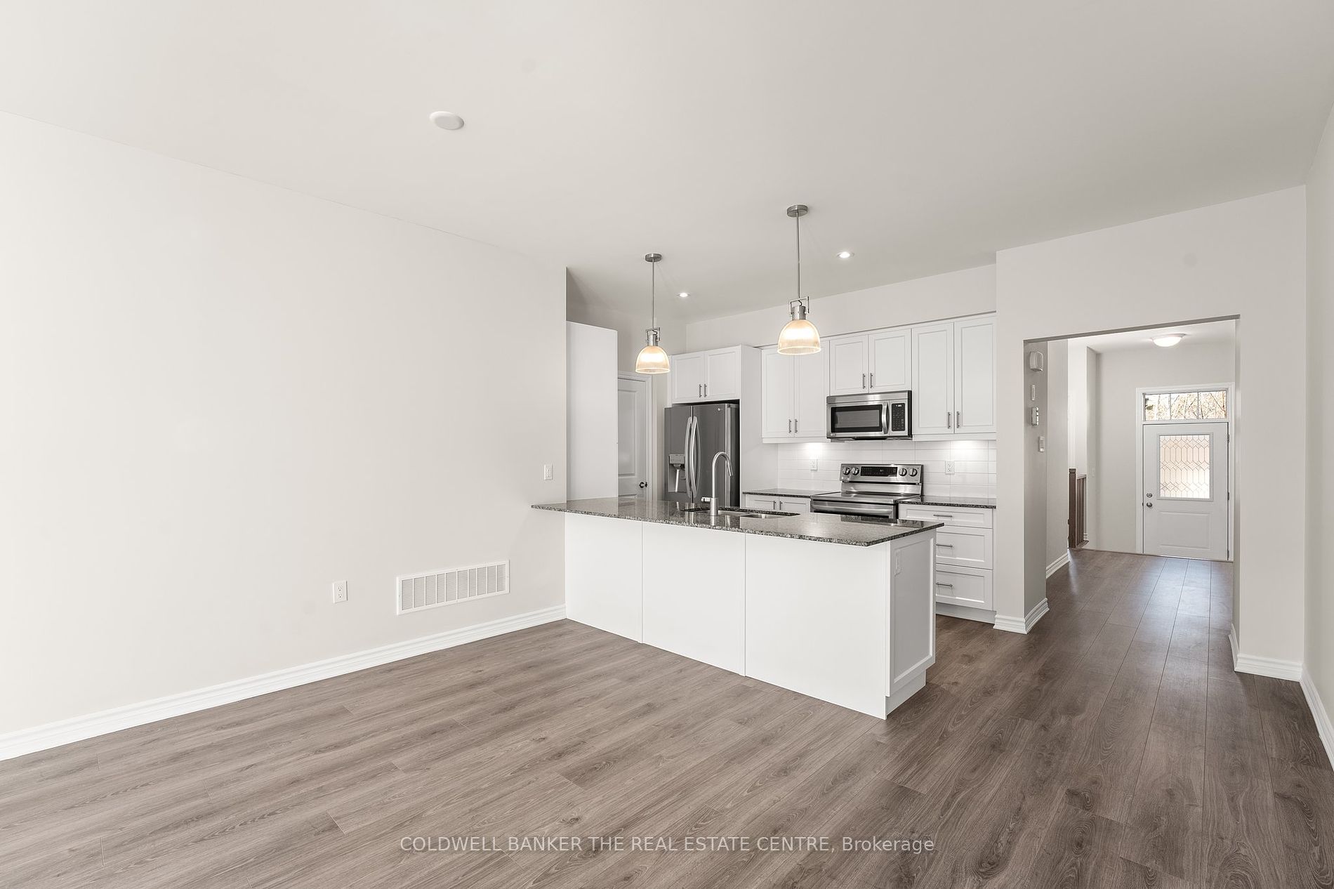 17 Lakewood Crescent #19