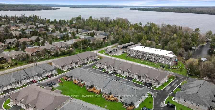 17 Lakewood Crescent #19