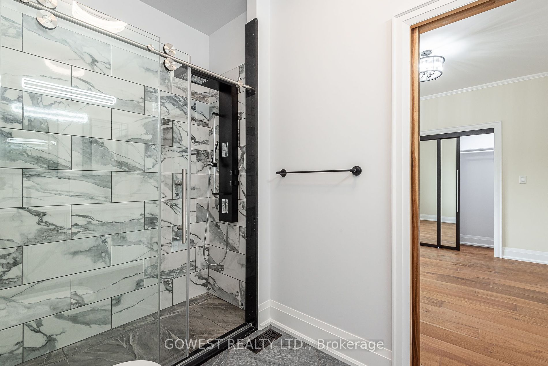 20 Tasker St