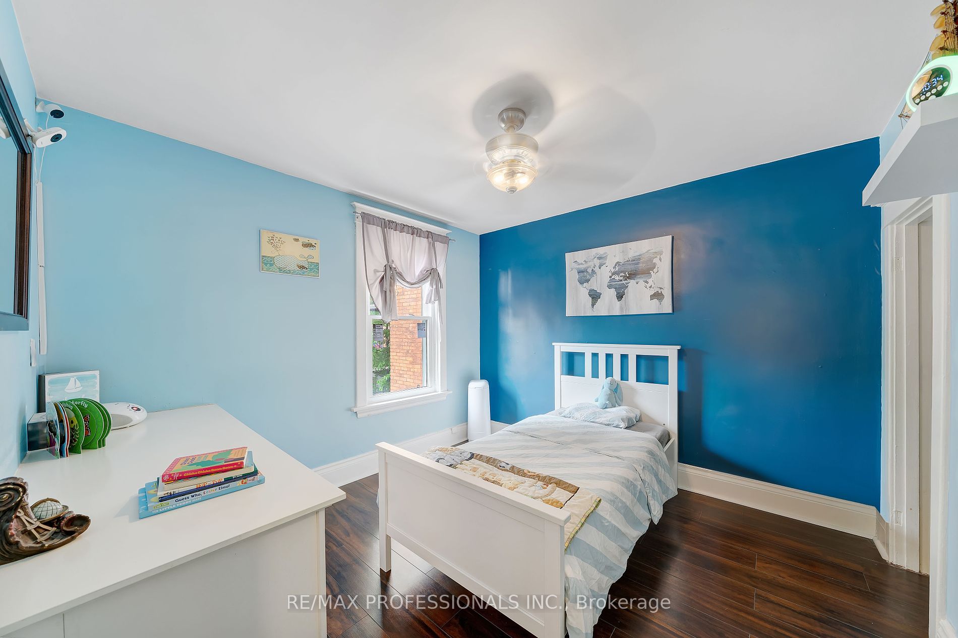 22 Delaware Ave