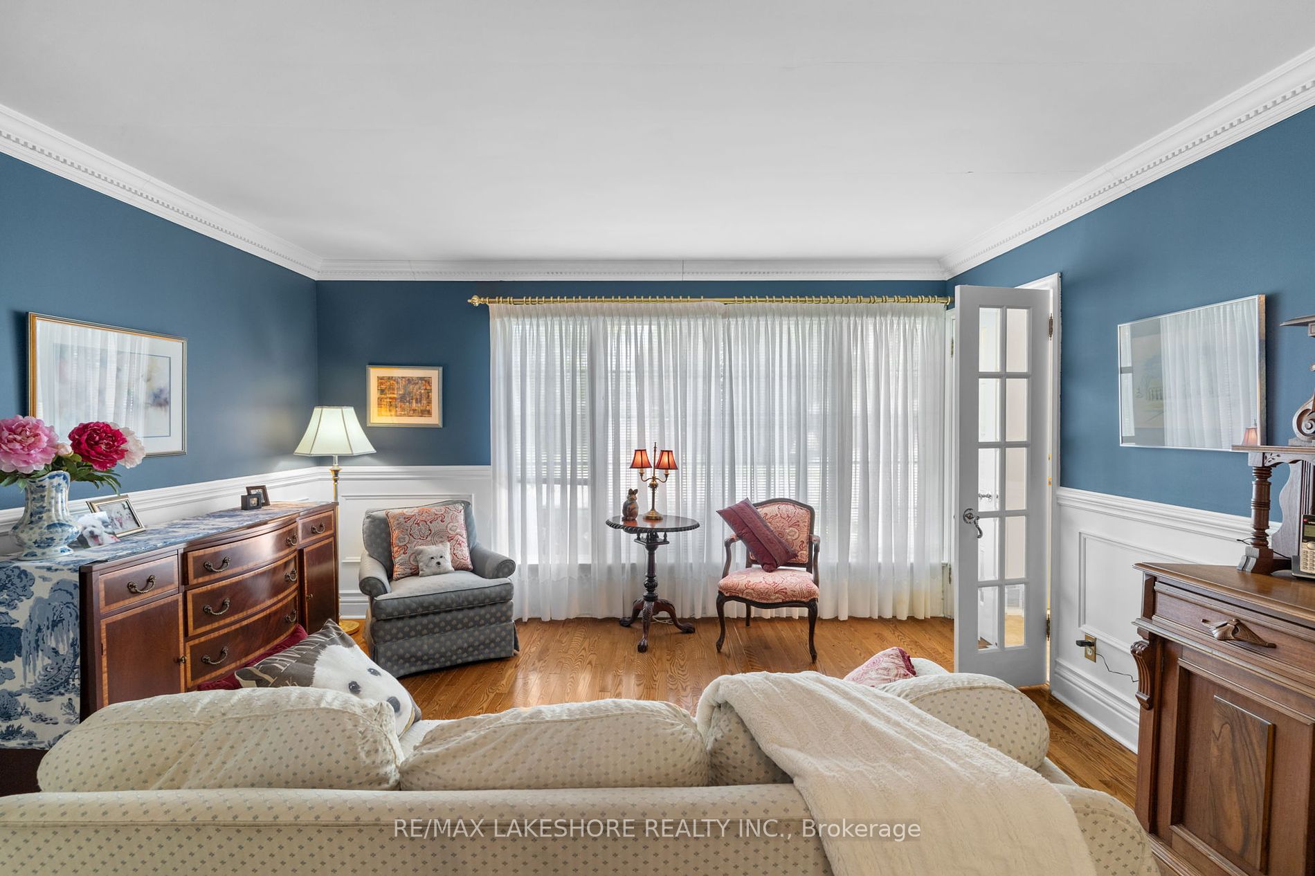 48 Coverdale Ave