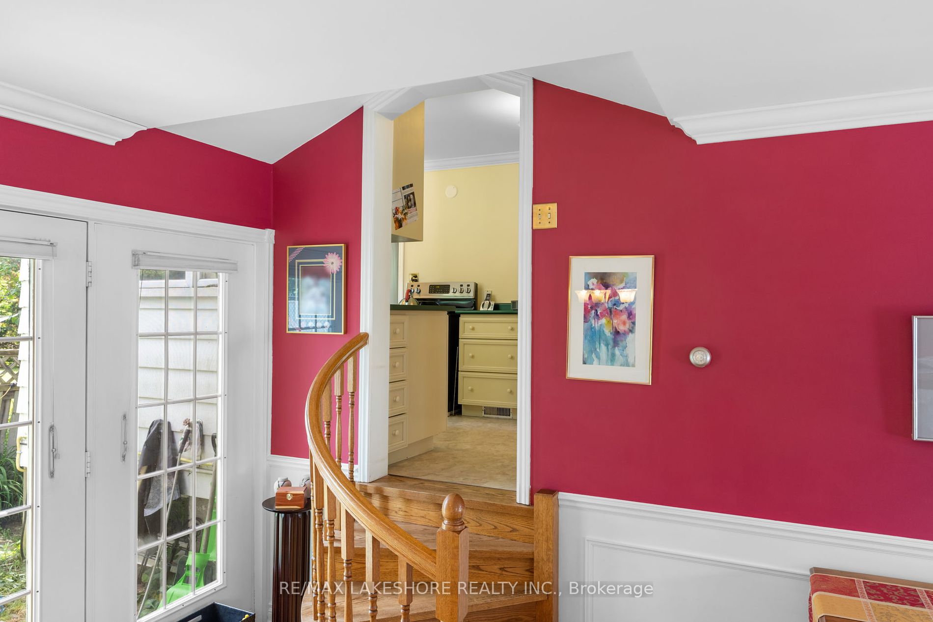 48 Coverdale Ave