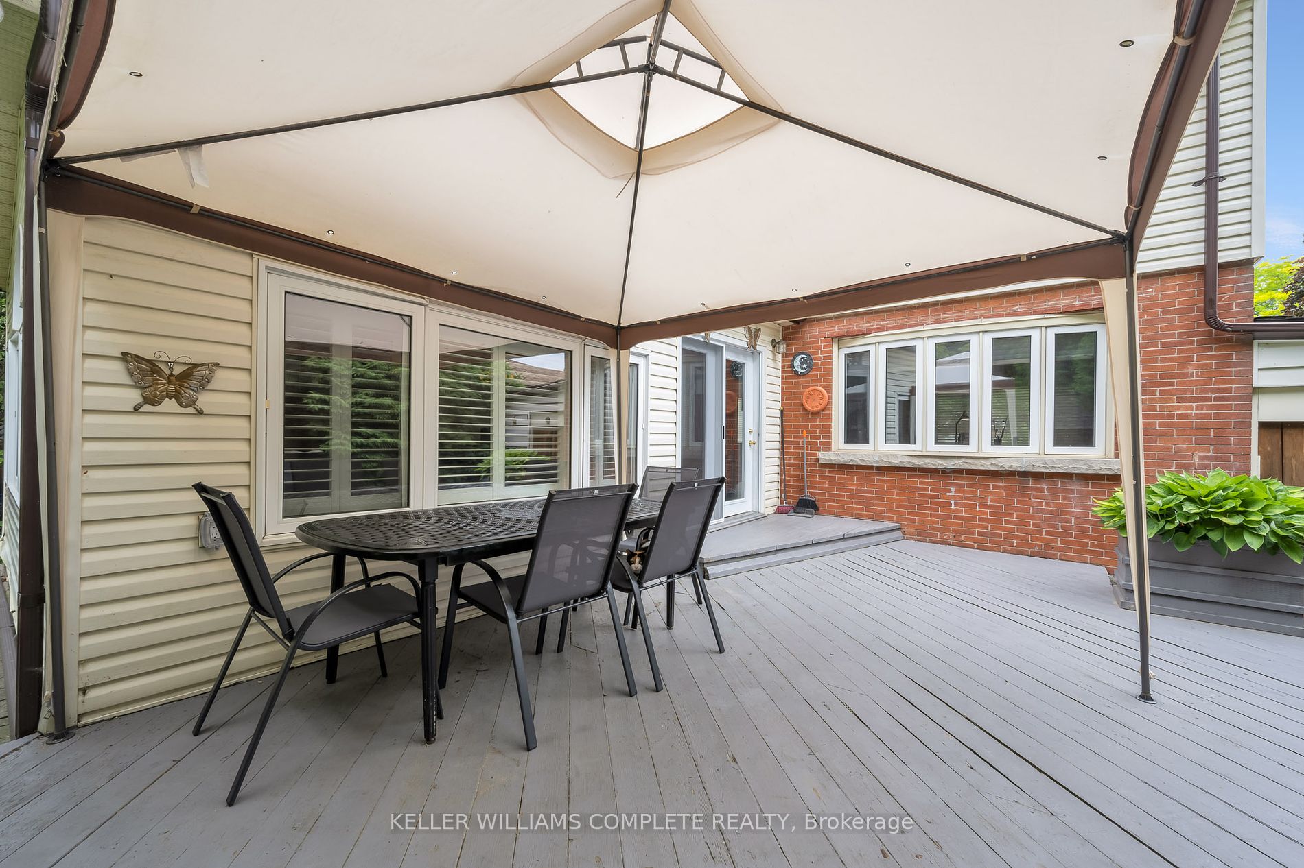 46 Kemp Dr