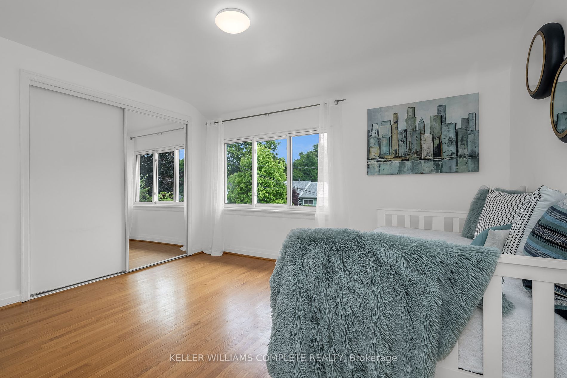 46 Kemp Dr