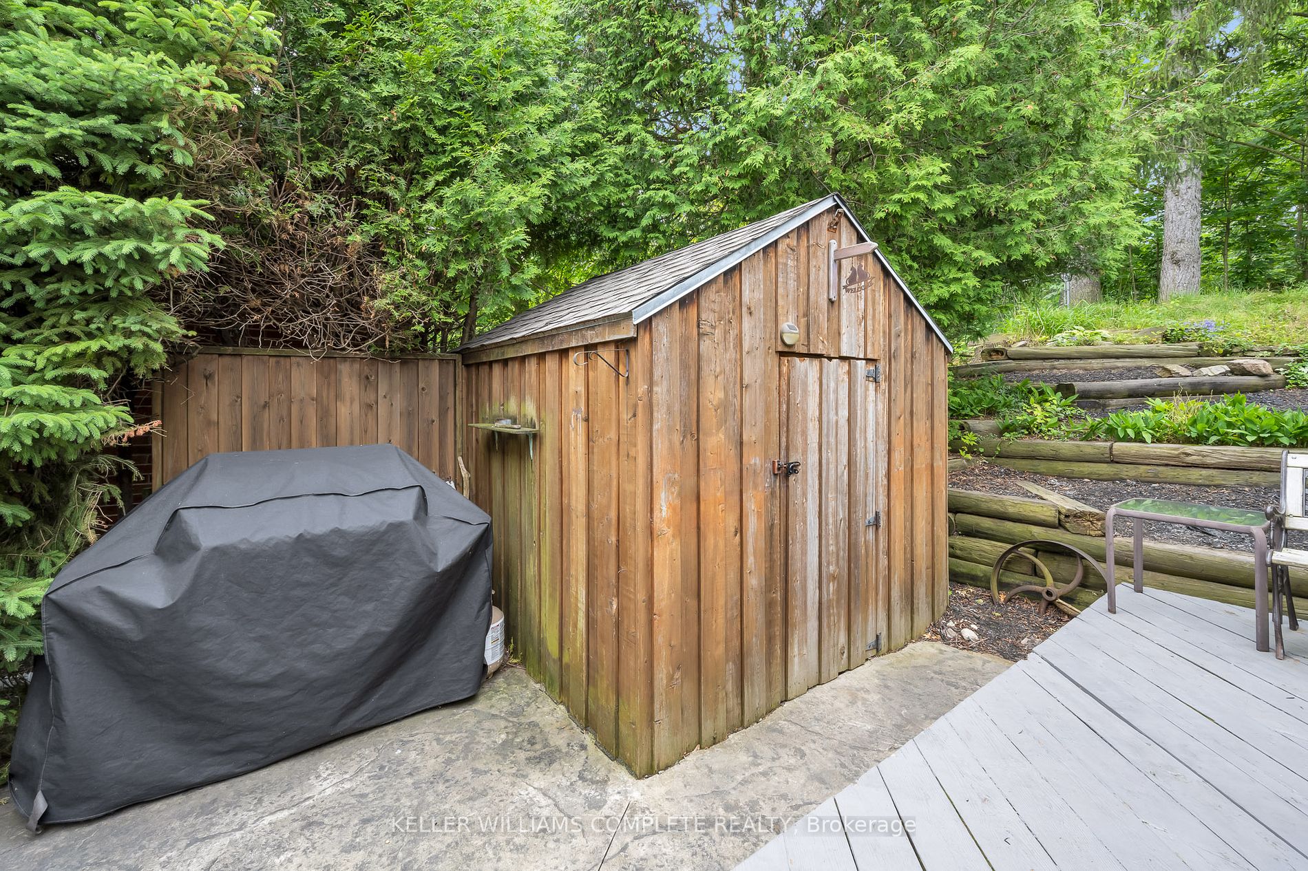 46 Kemp Dr