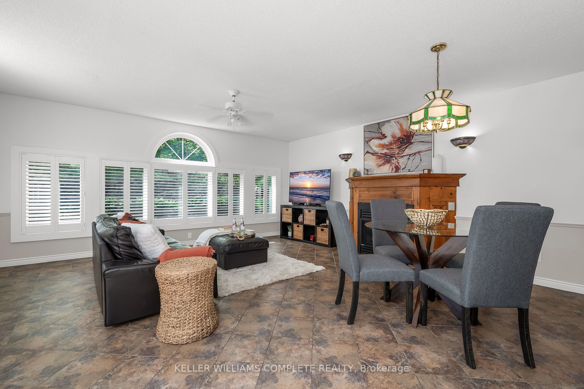 46 Kemp Dr