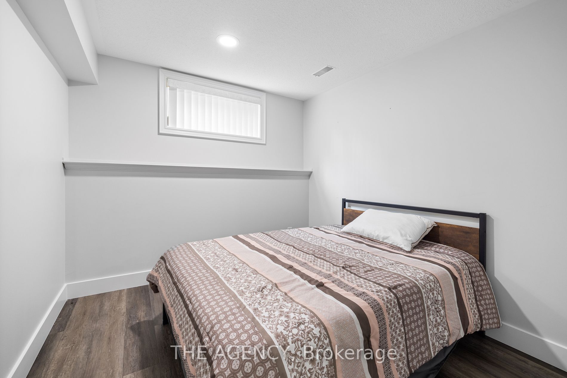 15 Pioneer Ridge Drive