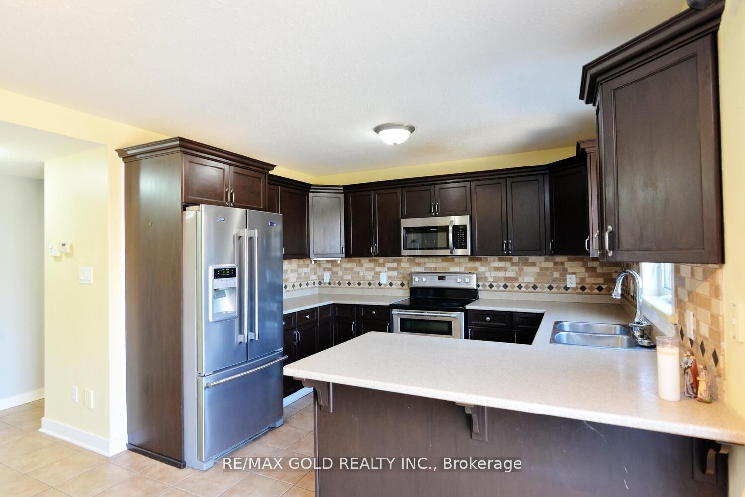 133 Fleming Way