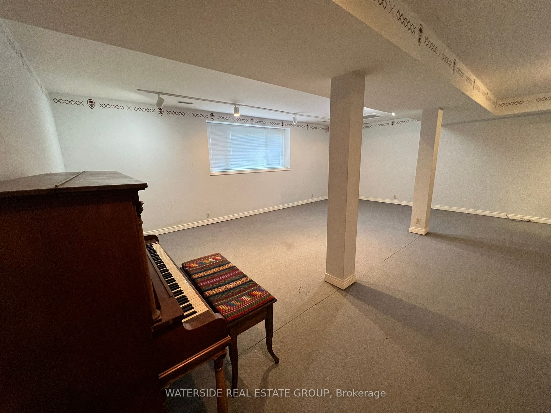 1488 Mineral Springs Road