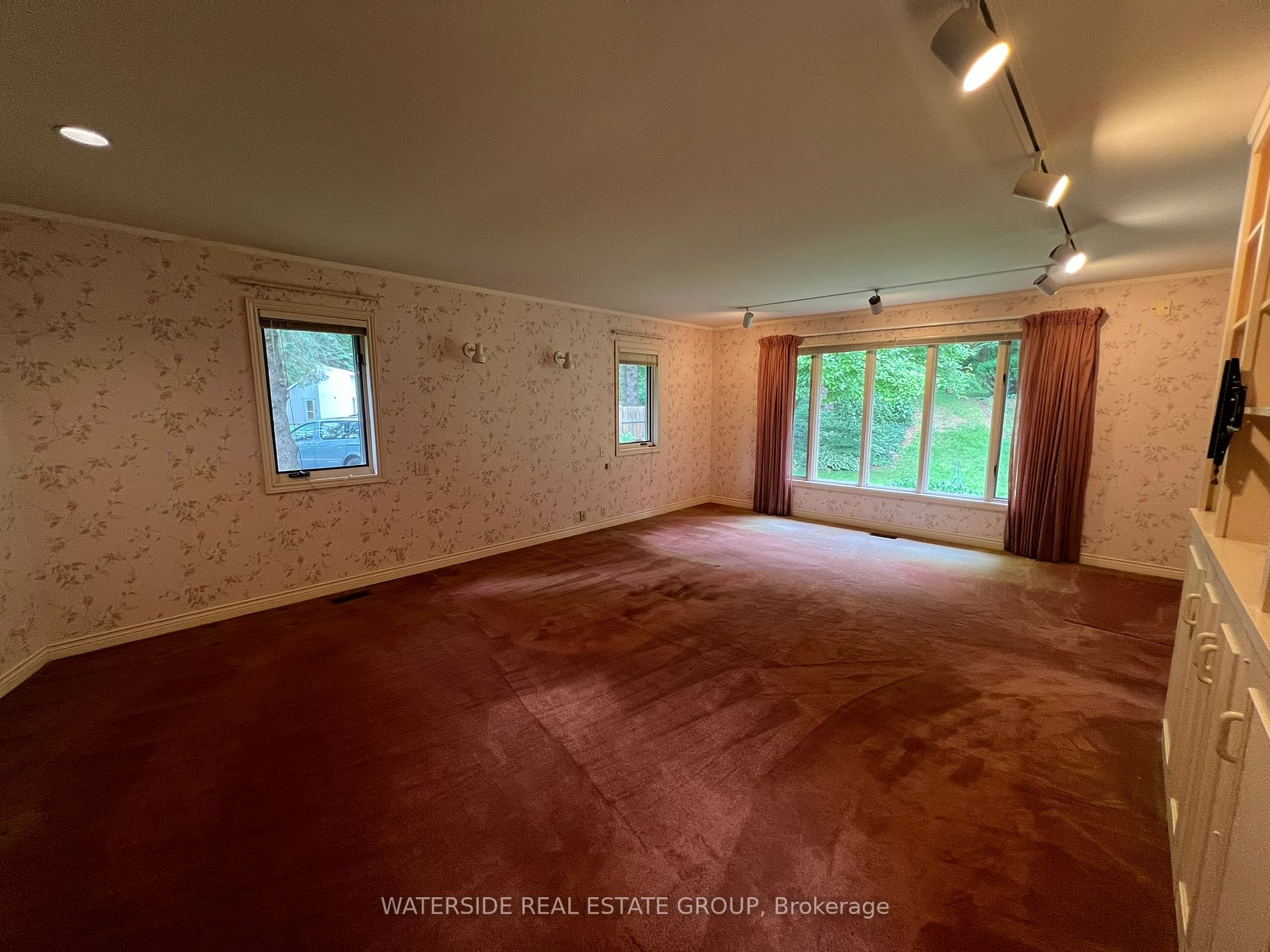 1488 Mineral Springs Road