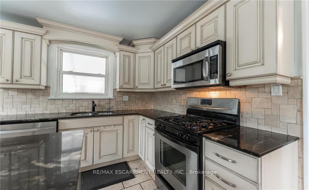 298 Dewitt Road