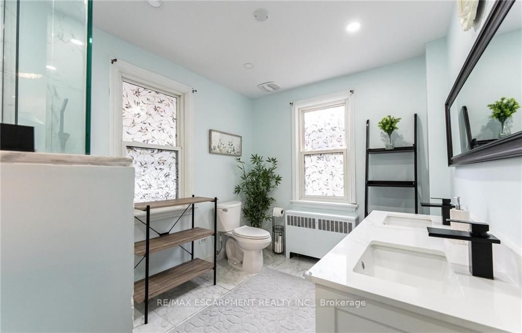 298 Dewitt Road