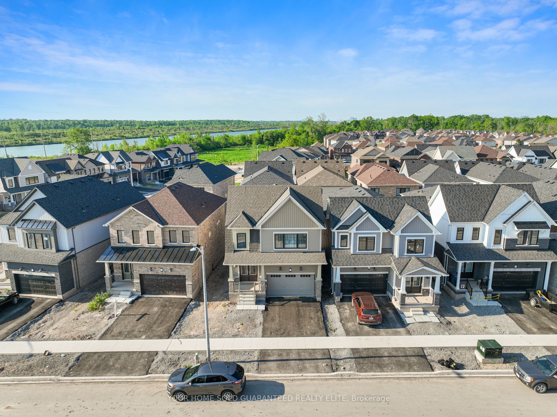 25 Downriver Dr