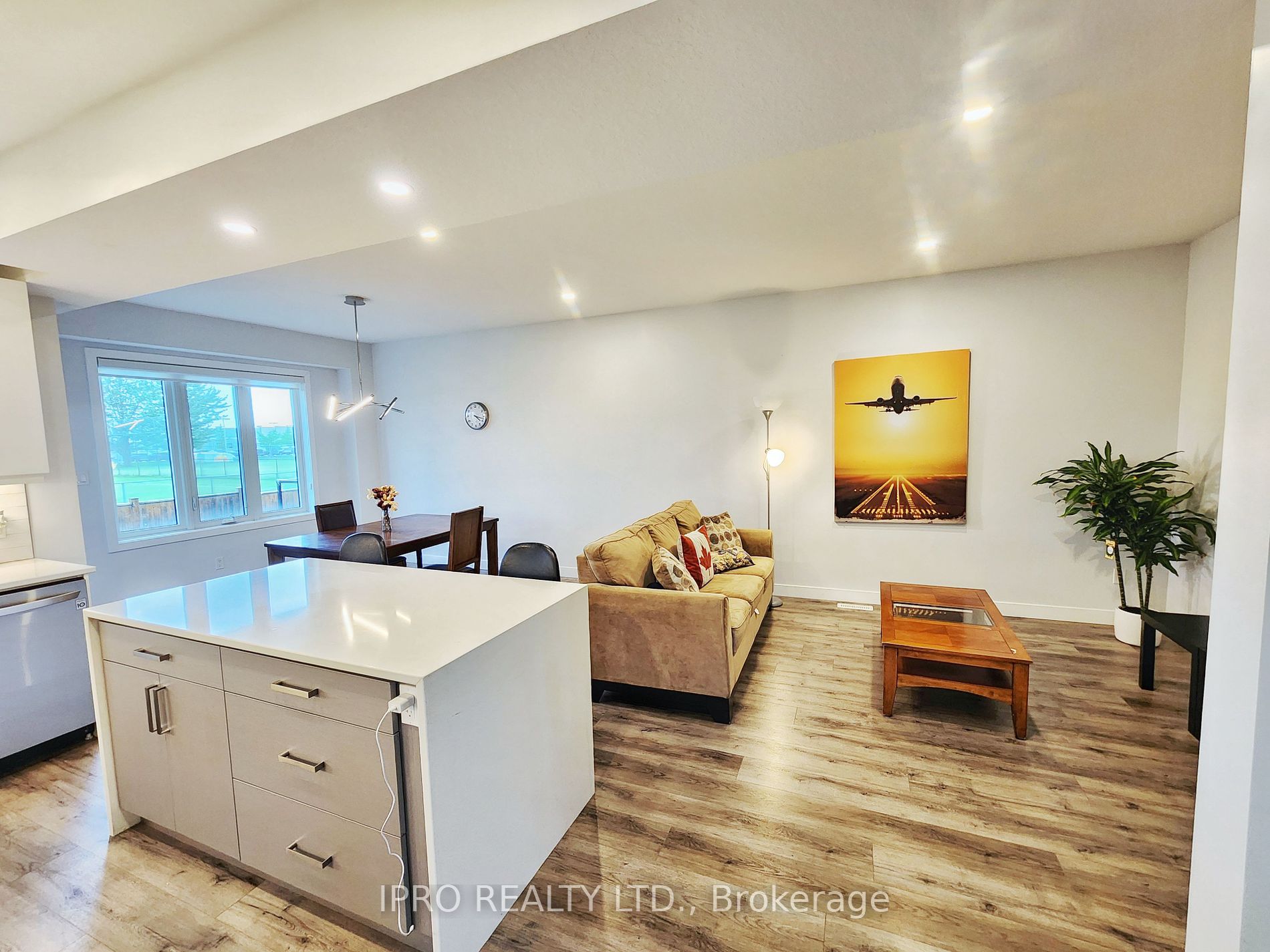 3380 Singleton Avenue #36