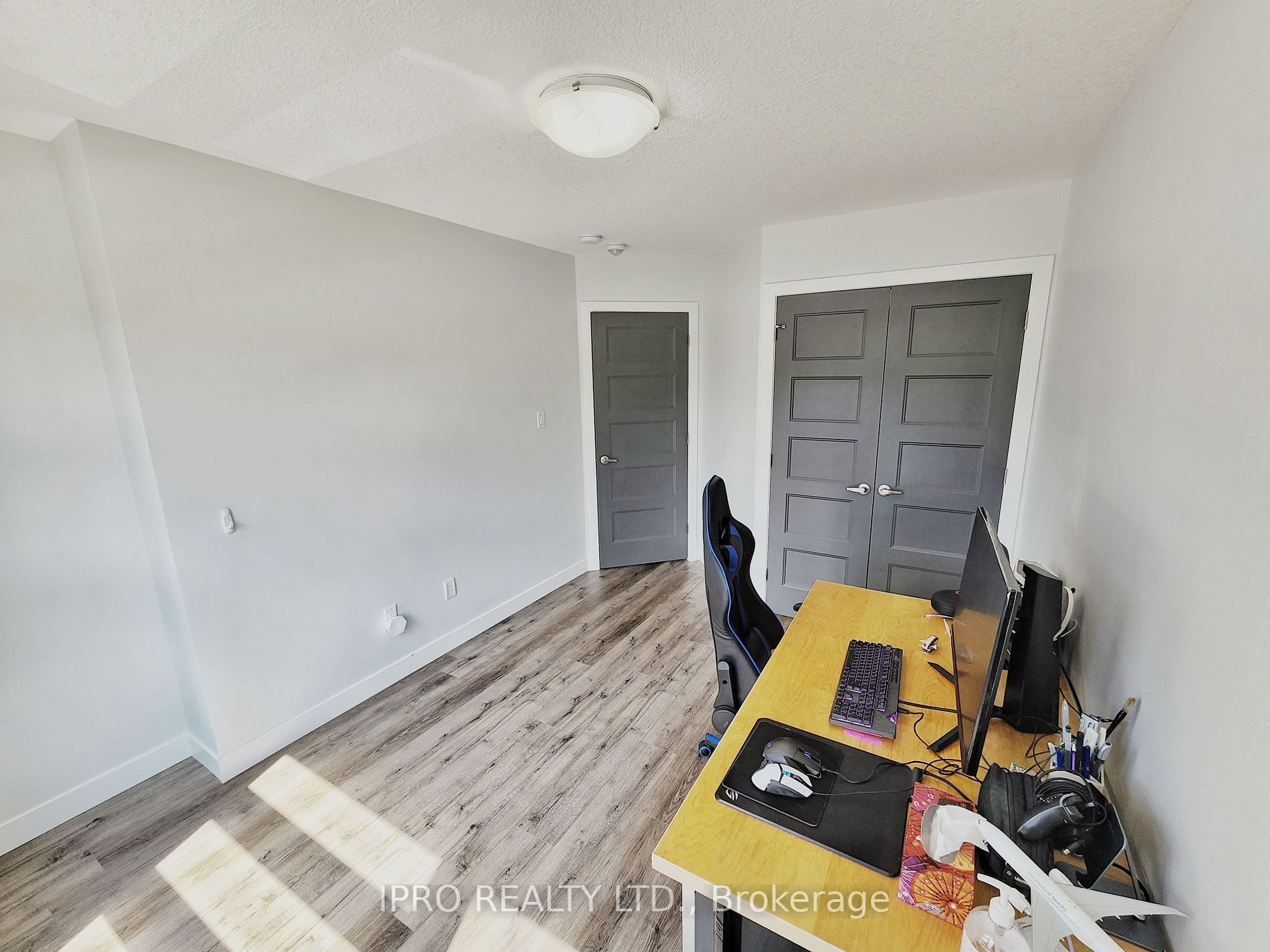 3380 Singleton Avenue #36