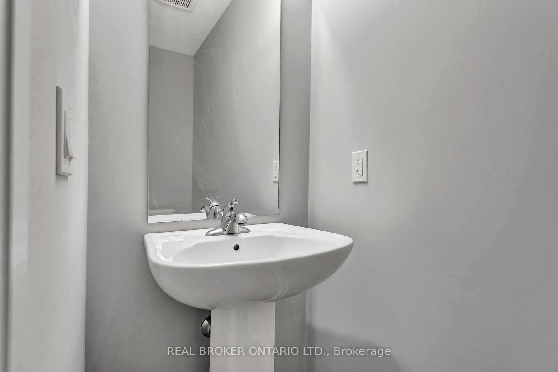 26 Aqua Lane