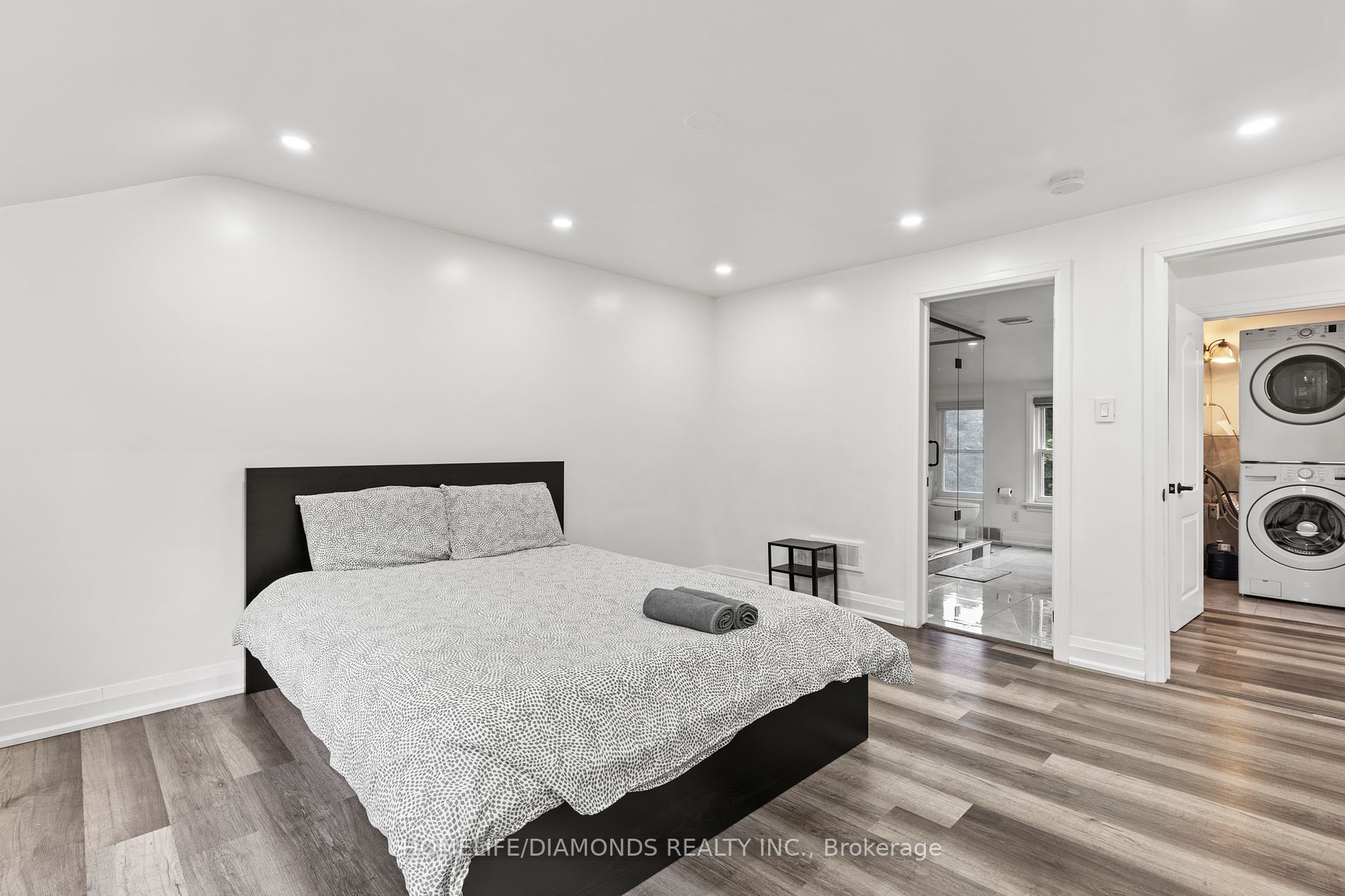 5138 VALLEY Way