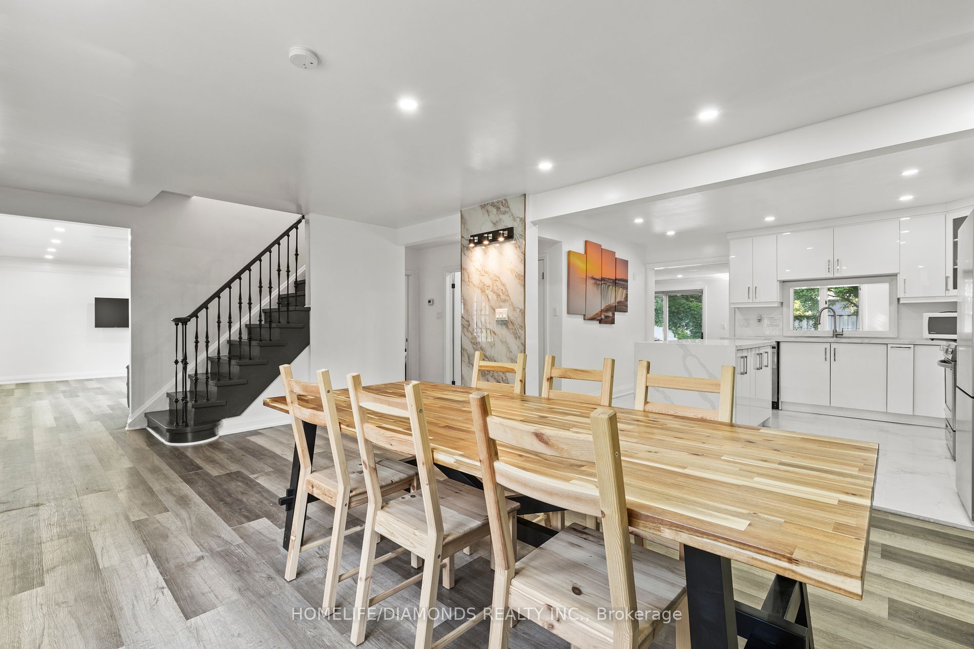 5138 VALLEY Way