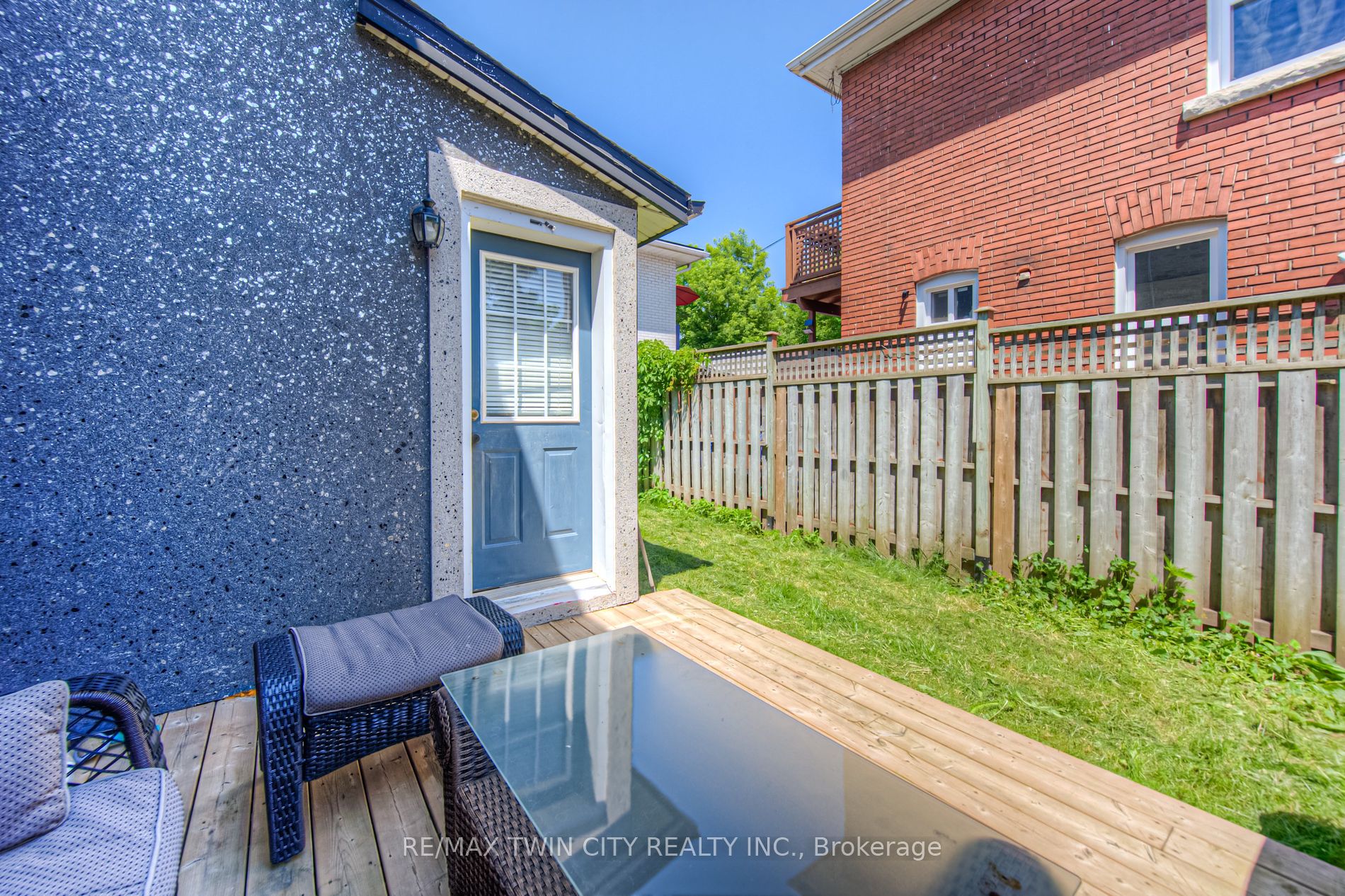 107 Murray St