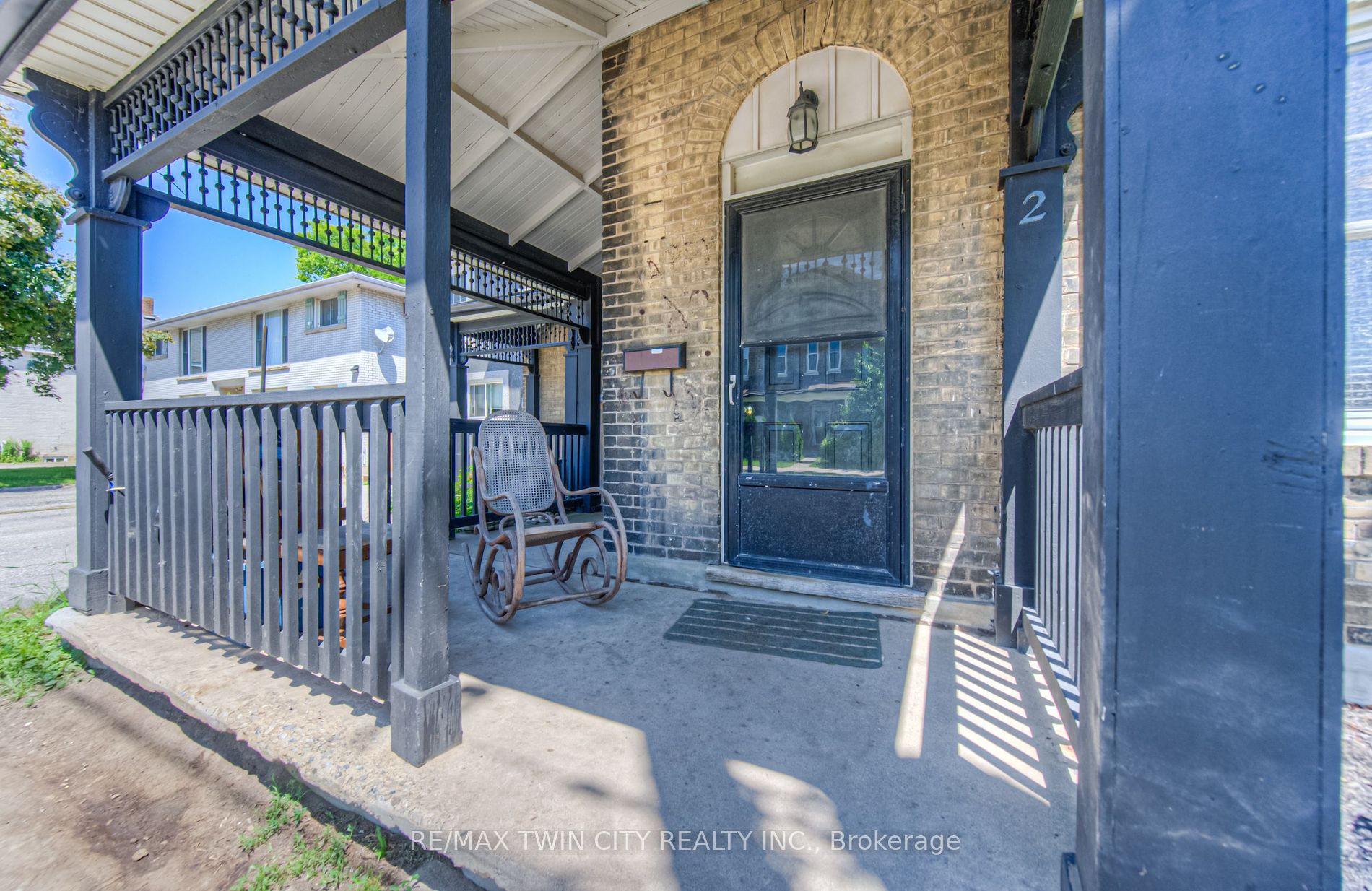107 Murray St