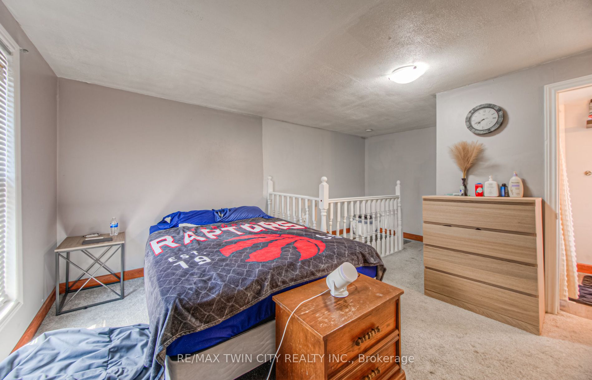 107 Murray St