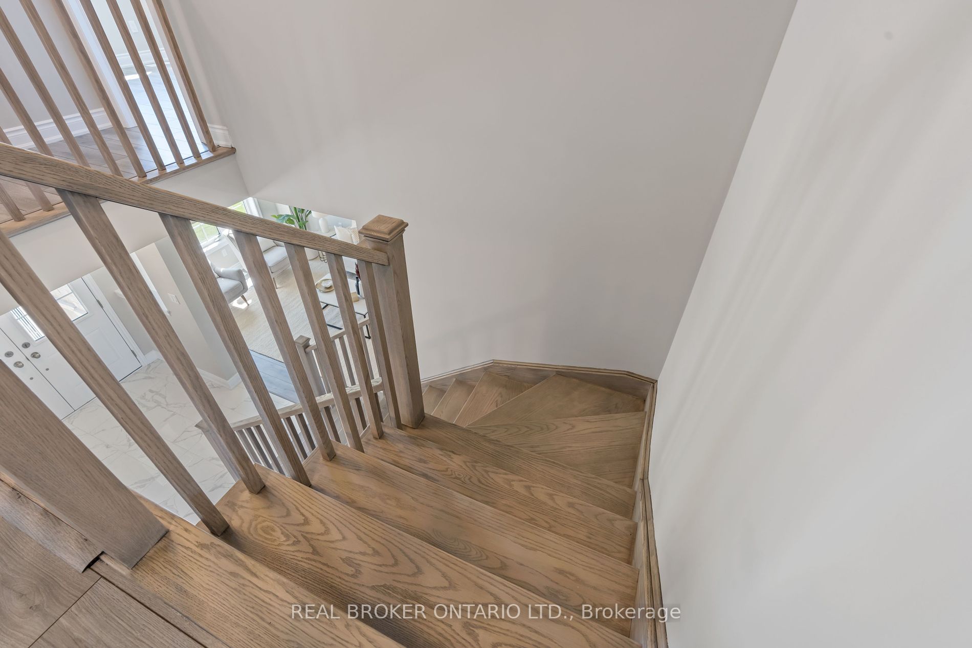 15 Venture Way