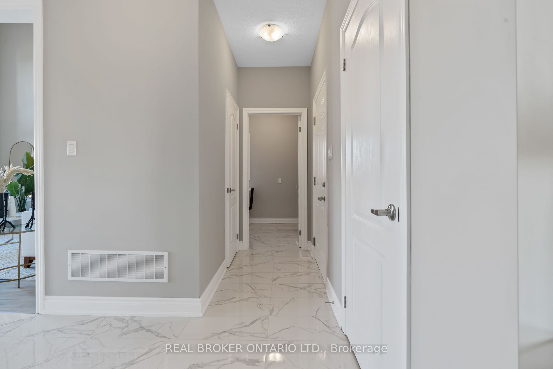 15 Venture Way