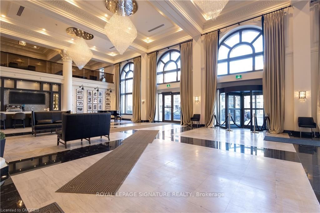 112 King St E, #608