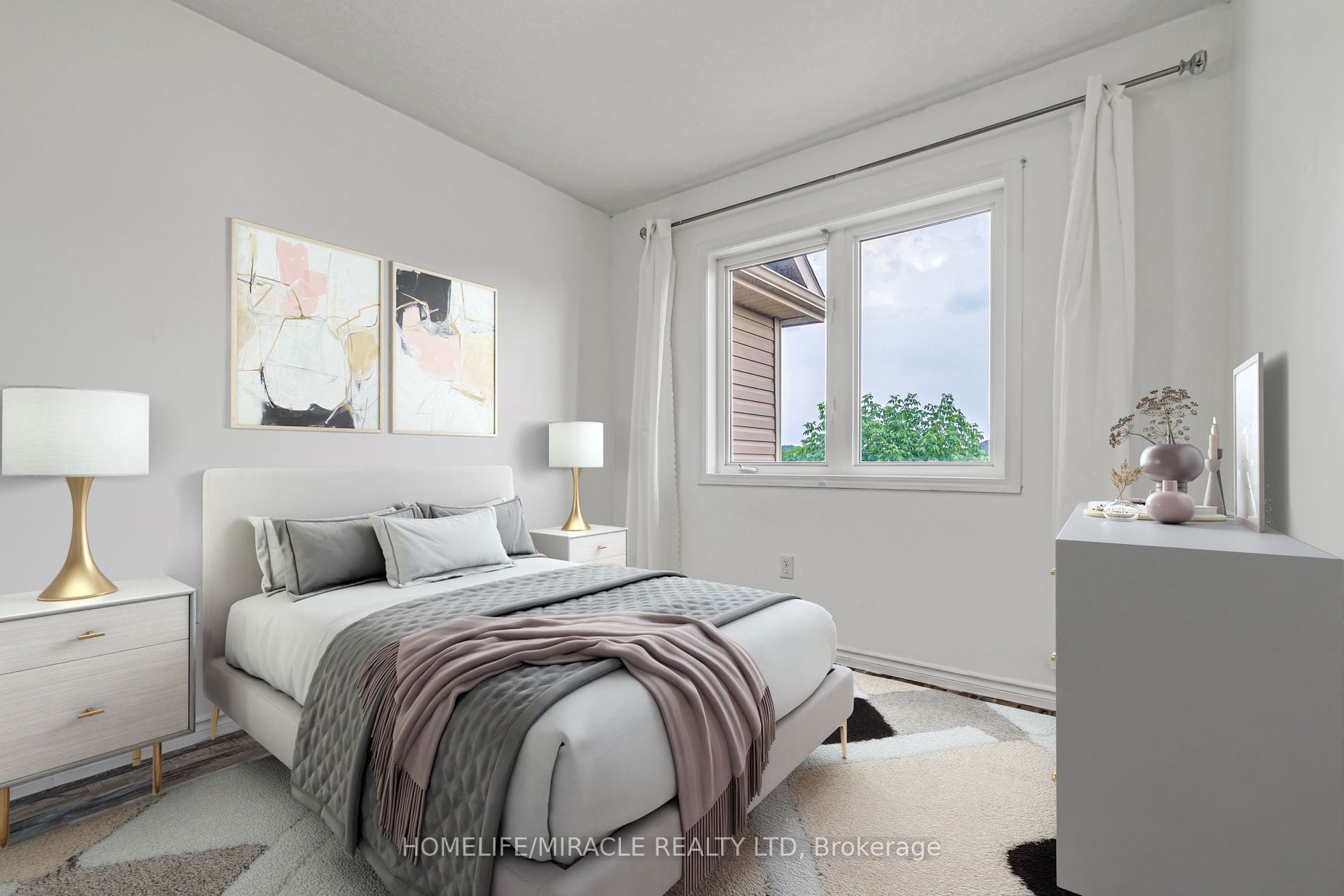 82 Trowbridge Street